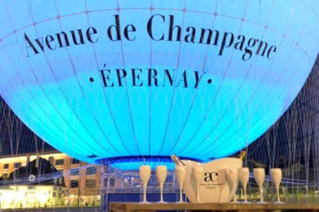 Suite Premium Le Figaro 2 Épernay Exteriör bild