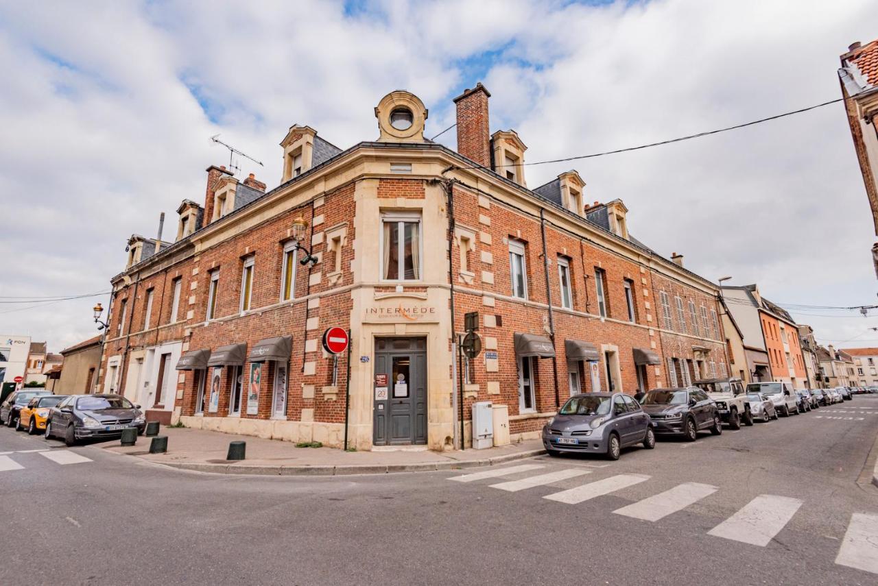 Suite Premium Le Figaro 2 Épernay Exteriör bild
