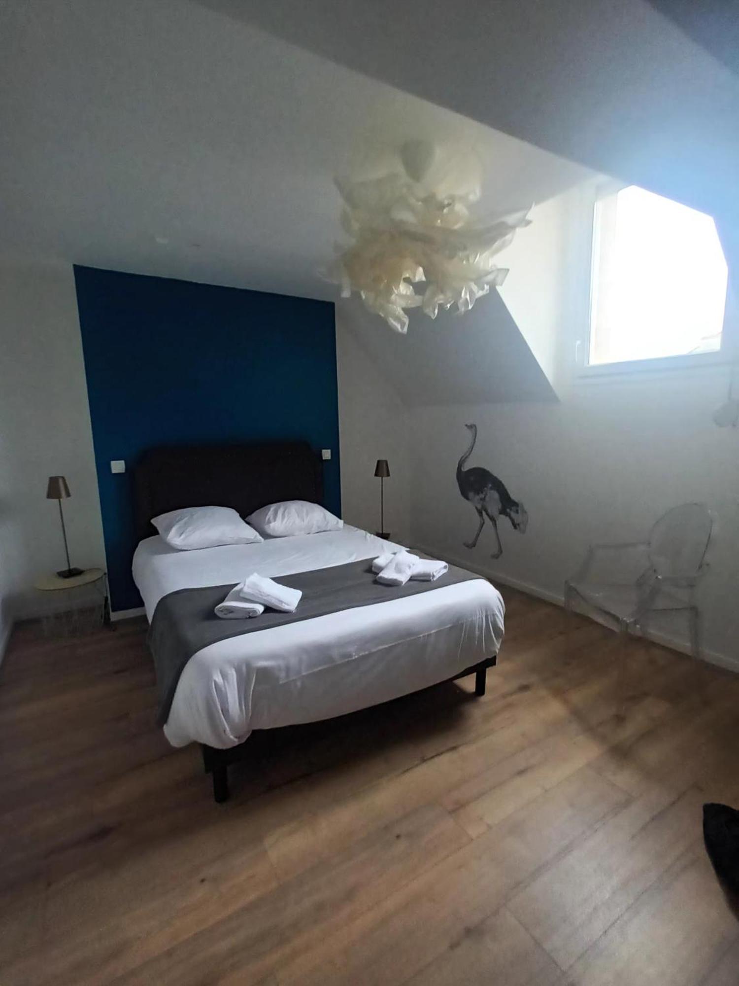 Suite Premium Le Figaro 2 Épernay Exteriör bild